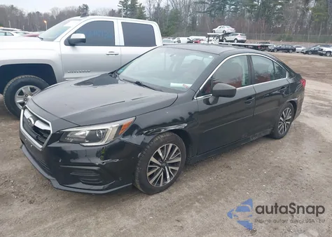 2018 Subaru Legacy 2.5I z USA, uszkodzony, nr VIN 4S3BNAB64J3017837